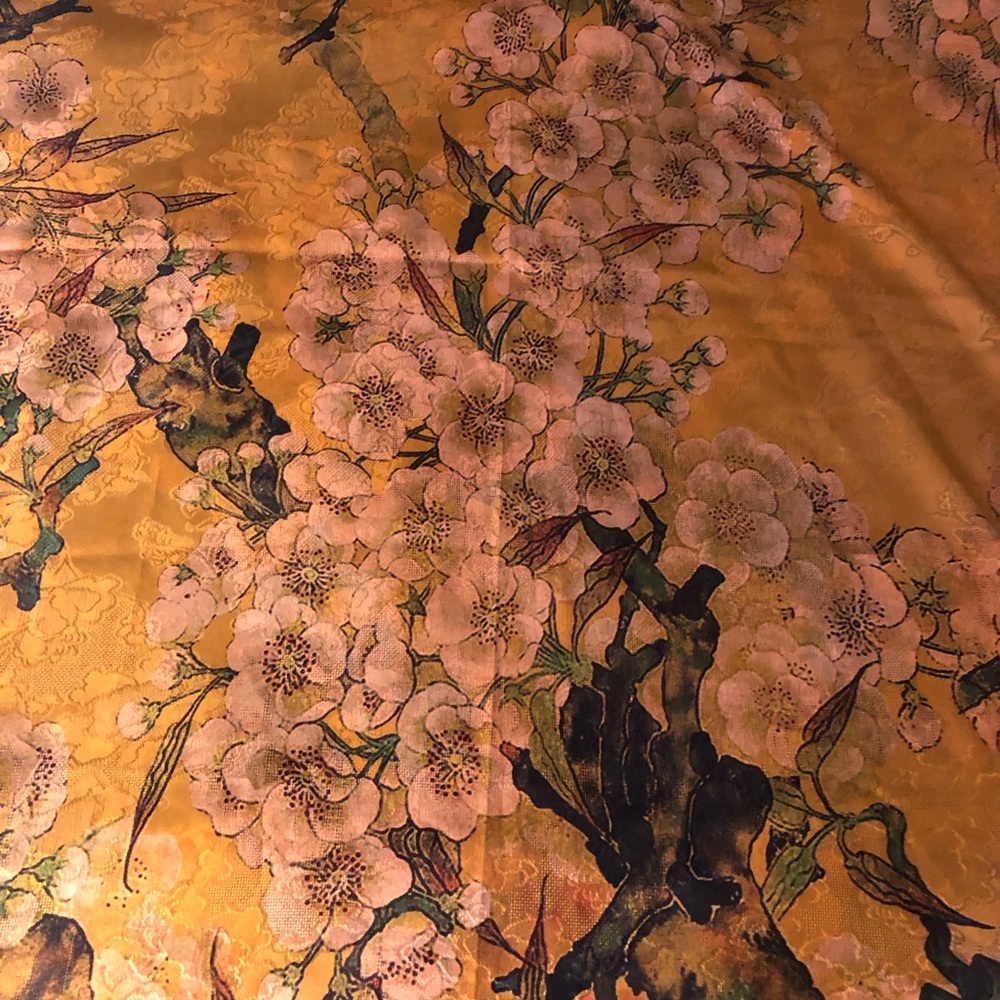 100% SILK scarf with Cherry blossom motif